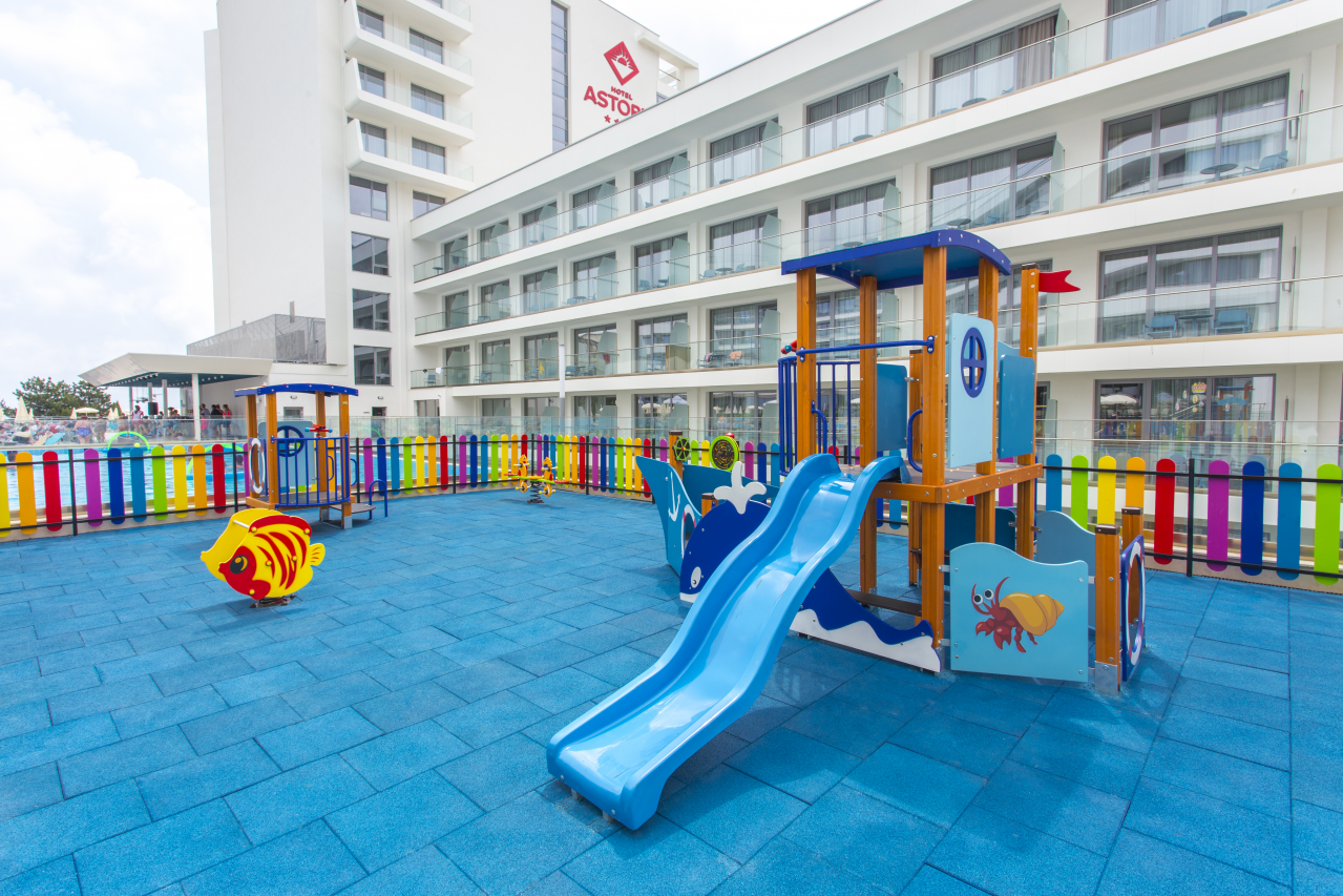 Astoria Hotel_Kids Playground.png