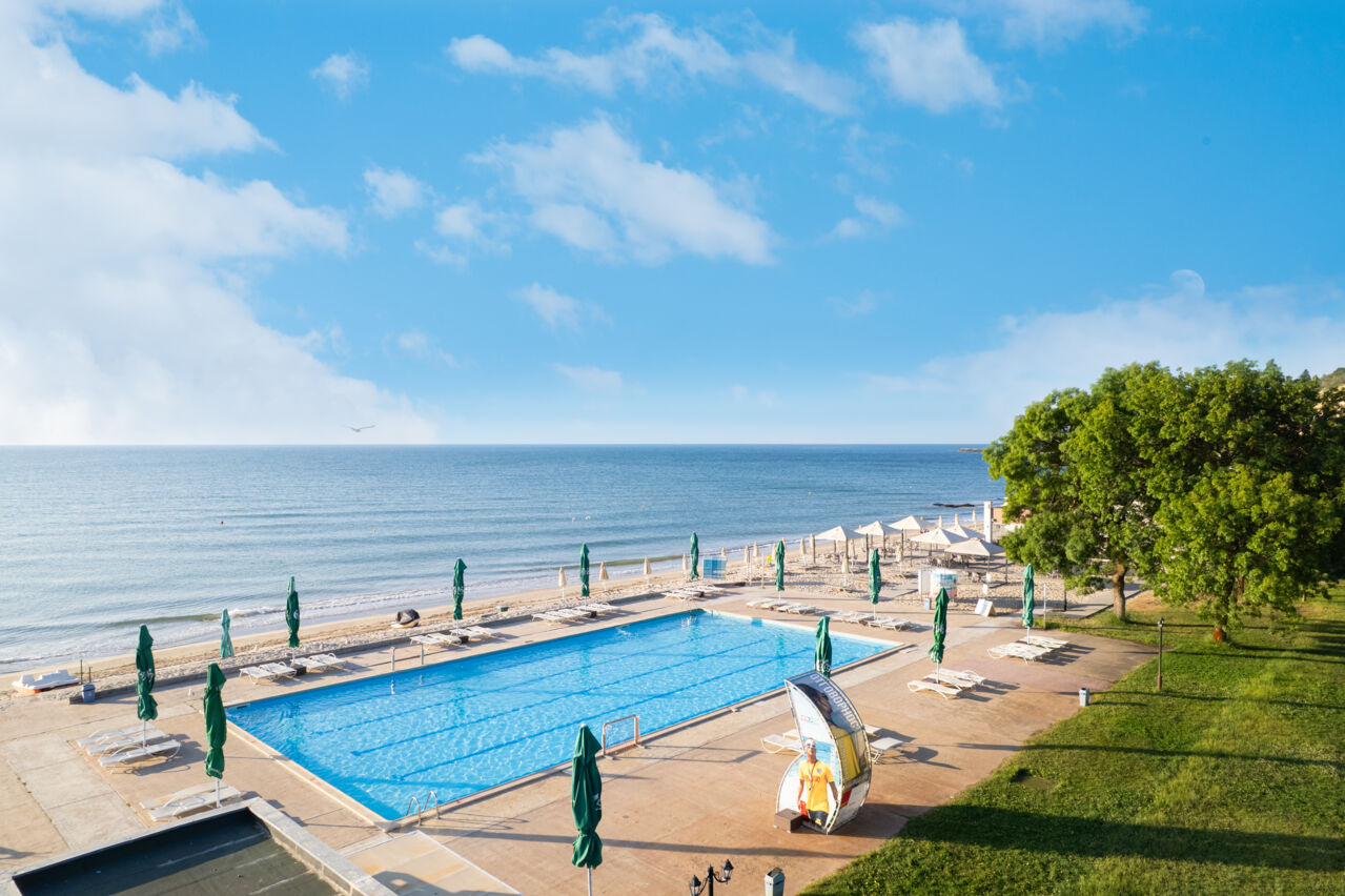 Outdoor Swimming Pool