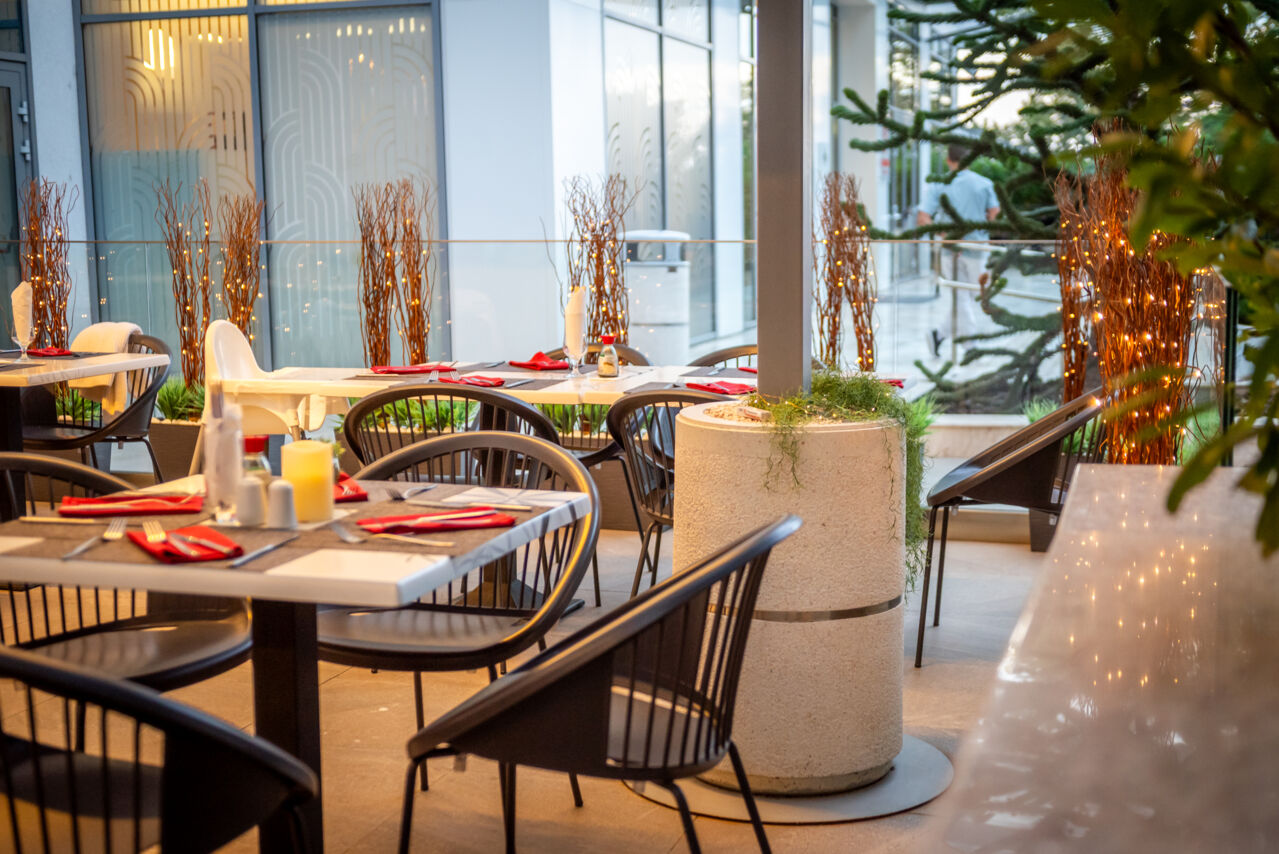 Asian restaurant_exterior.jpg